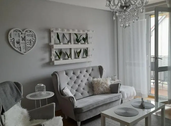 Apartament Na Przylesiu シフィノウイシチェ