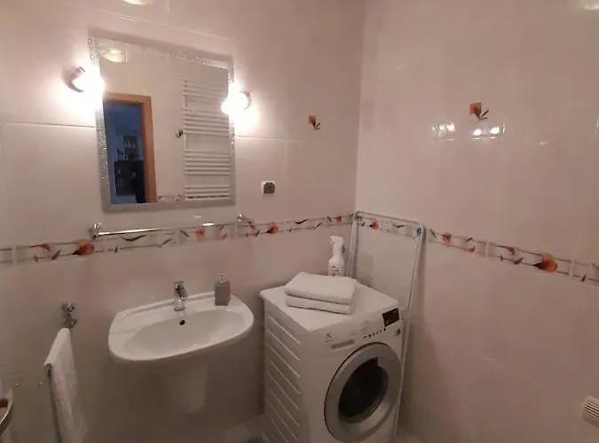 アパート Apartament Na Przylesiu シフィノウイシチェ